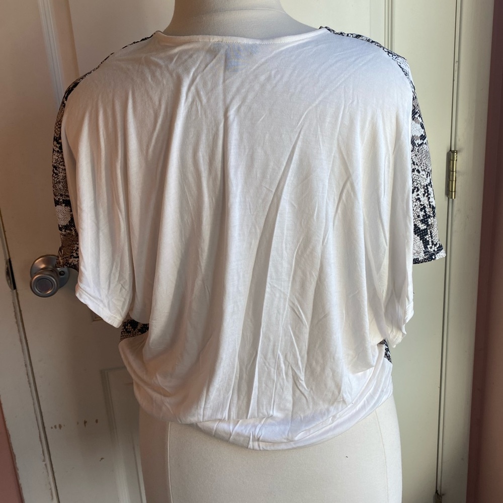 Express Blouse - Picture 2 of 4